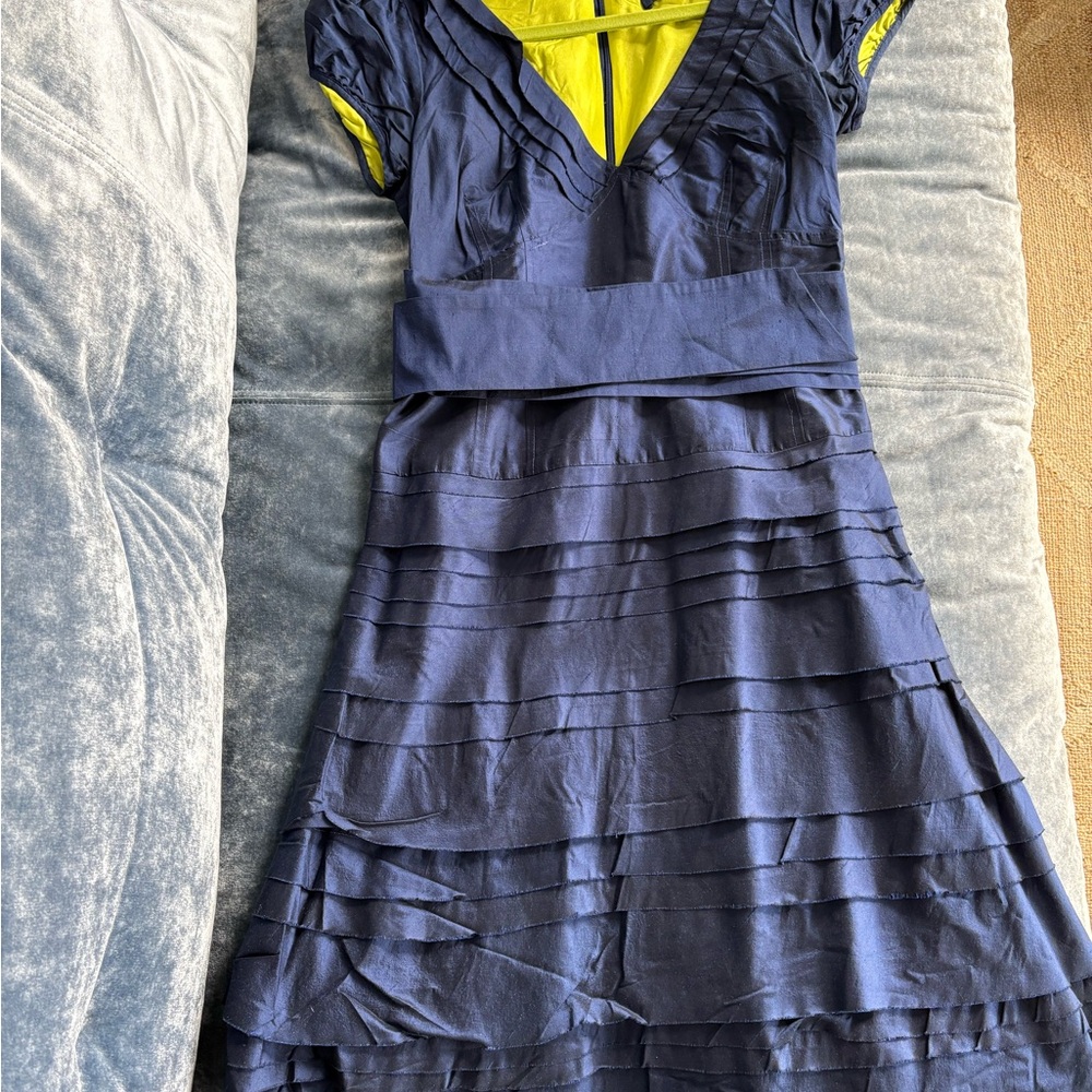 CALYPSO BY CHRISTIANE CELLE beautiful blue silk dress with lime green detailing
